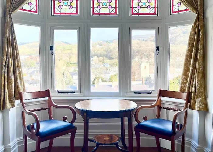 The Views Bed And Breakfast